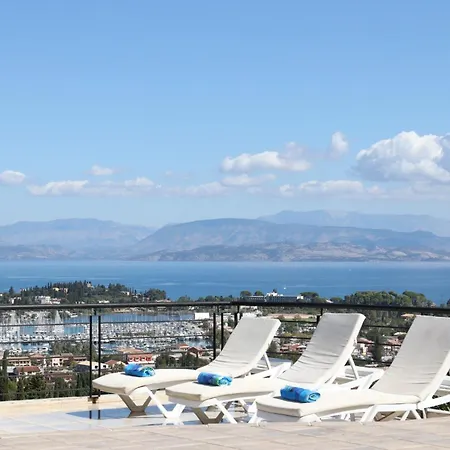 Casa T With Landscape Views